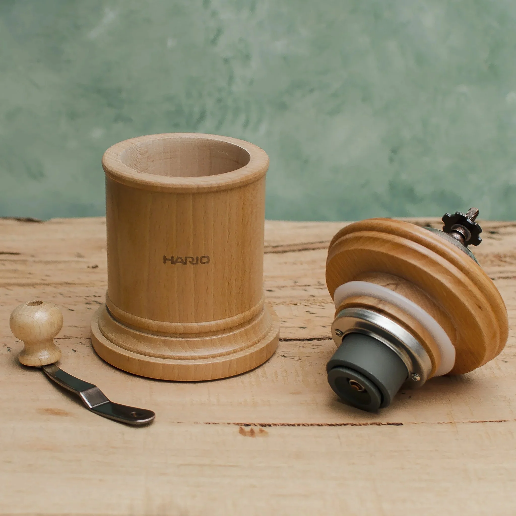 Hario Column - Manuālas kafijas dzirnaviņas