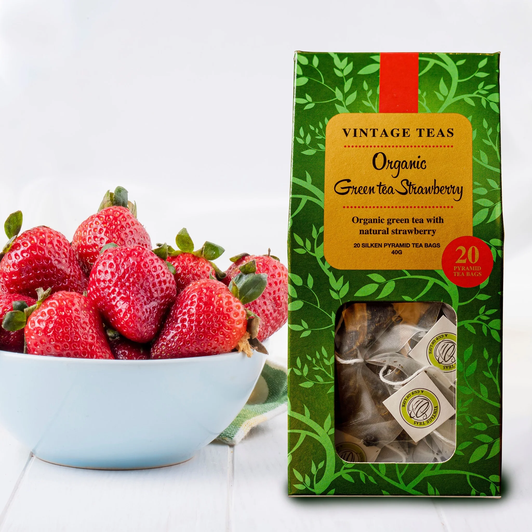 Vintage Teas Pyramid Organic bio zaļā tēja ar zemenēm zīda piramīda maisiņos 20gab. 40g