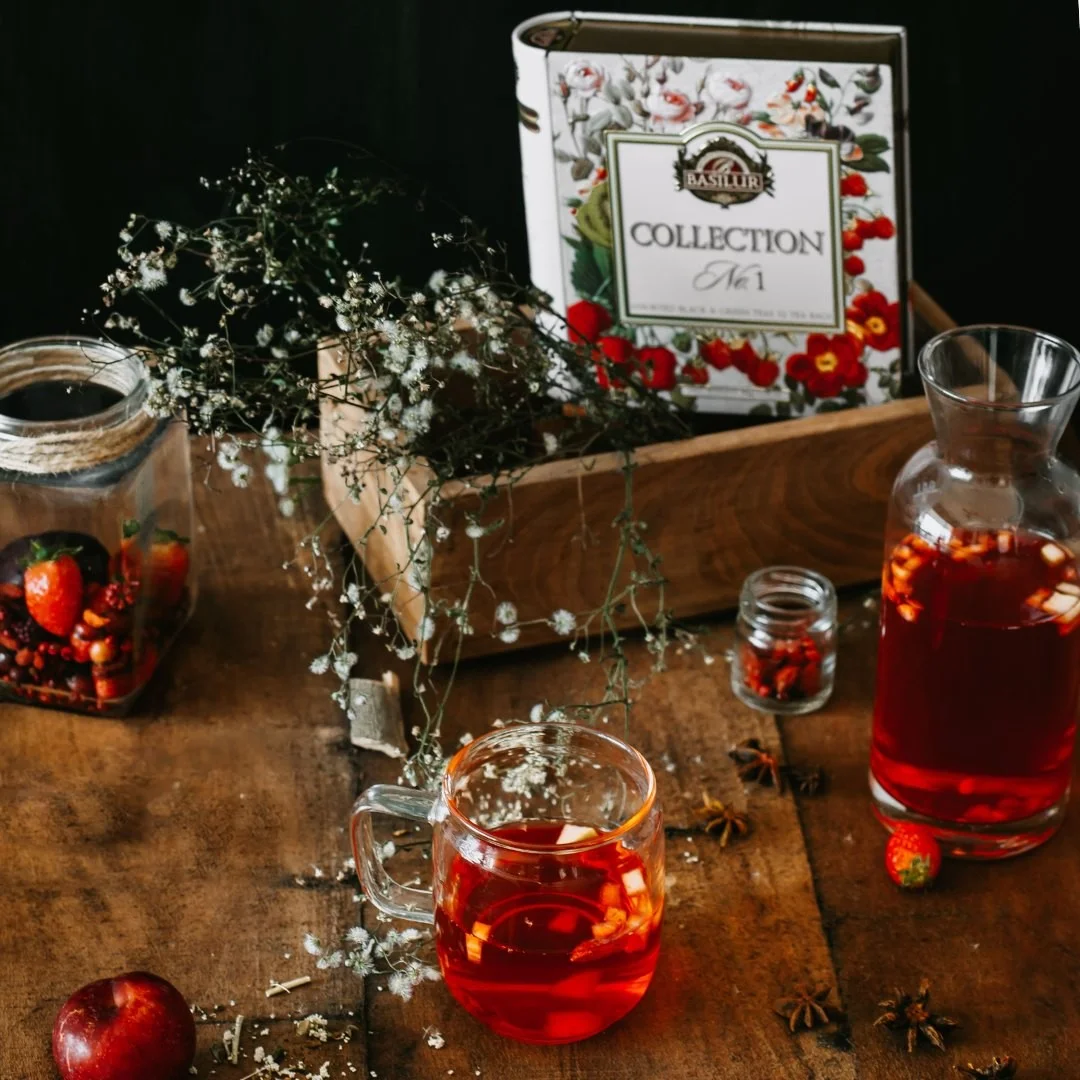 Zaļā un Melnā tēja "TEA BOOK "Collection Nr.1, 56g (metal) BASILUR