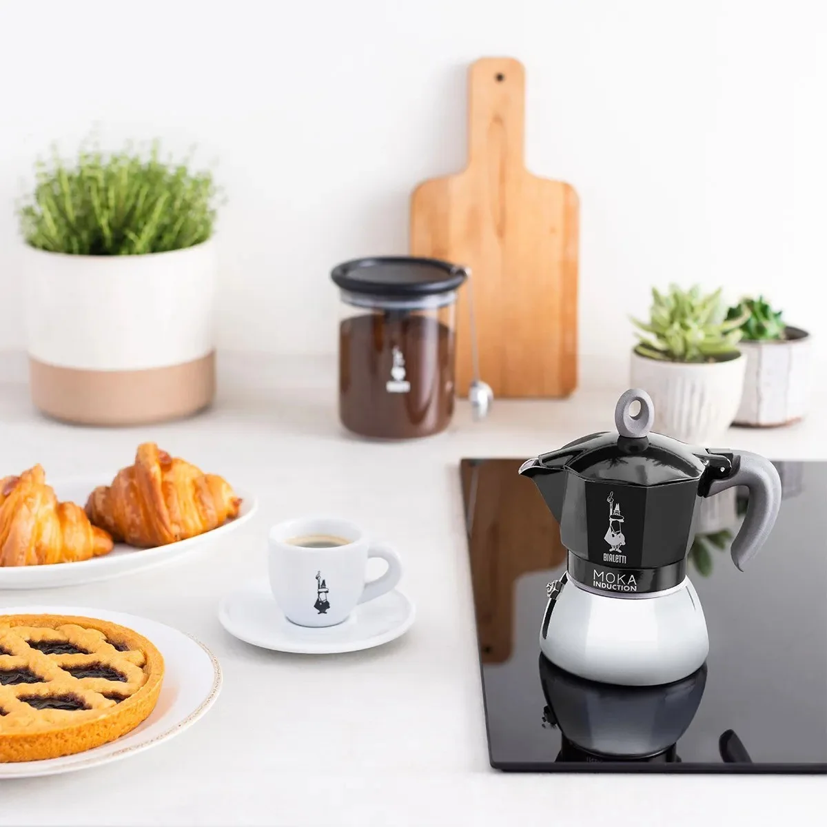 Bialetti Moka Induction 6 tases 280ml kafijas aparats Melns