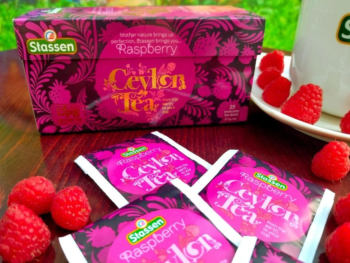 Stassen melna tēja ar aveņu aromātu 25 tējas maisiņi