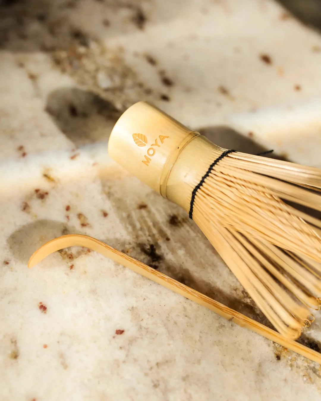 Matča gaišā tējas bambusa karotīte (chashaku) MOYA