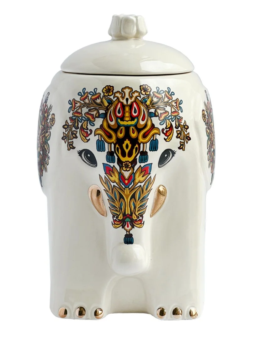 Melnā tēja keramikas burciņā - Baltais zilonis, 50 g