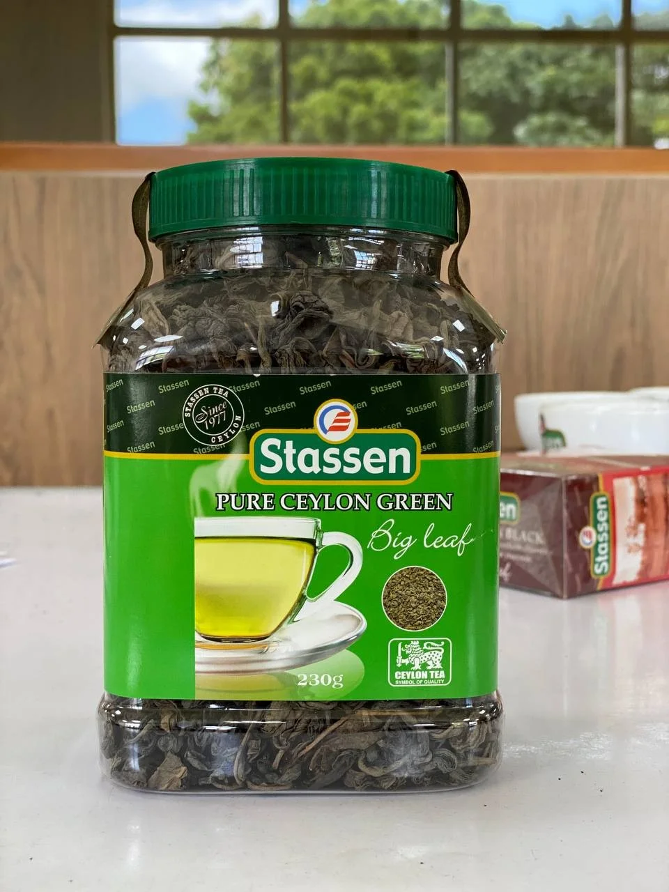 Stassen Liellapu Tīrā Ceilonas zaļā tēja 230g plastmasas burciņā