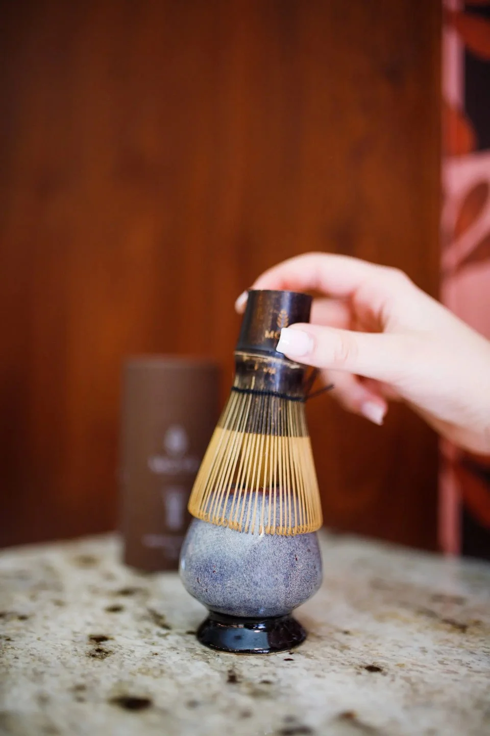 Matča tējas putojamās slotiņas turētājs - Sumomo MOYA