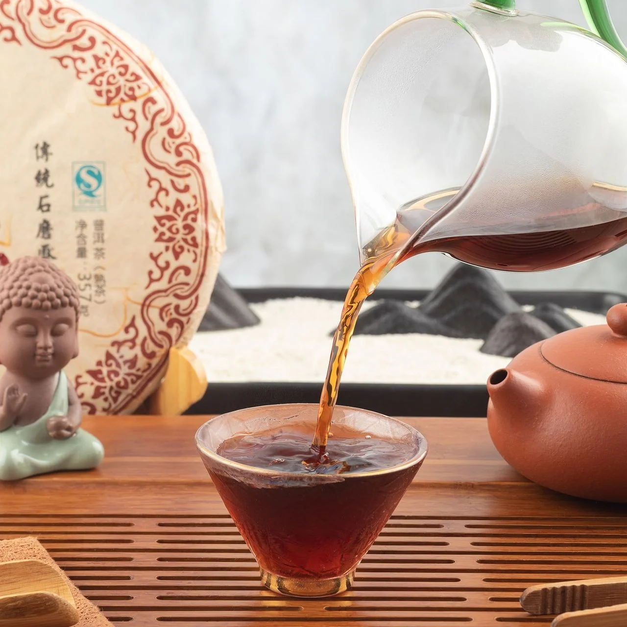 Lao Ban Zhang Shu Puer, 357 g (2015) Nogatavināta pueras tēja T.Ar