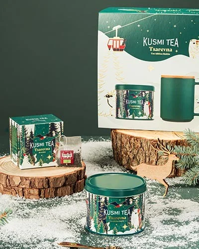 Kusmi tējas Tsarevna dāvanu komplekts - BIO melna beramā tēja 120g un krūze ar filtru un vāku