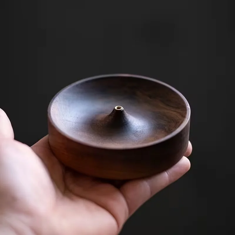 Круглая подставка для благовоний ручной работы из массива черного ореха