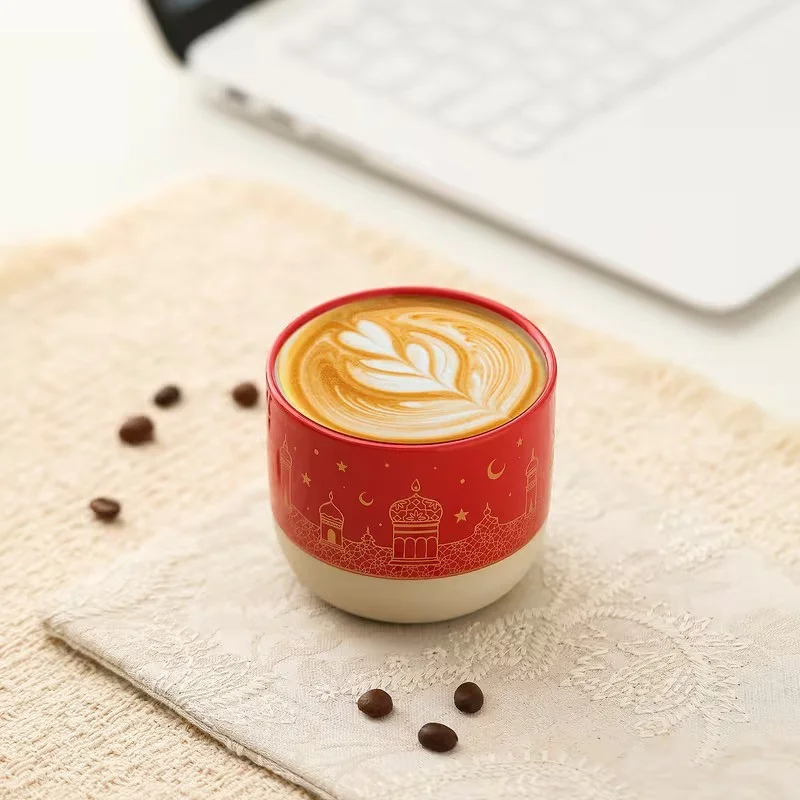 Keramikas kafijas krūze - Tuvo Austrumu stilā ar pusmēness un zvaigžņu rakstu, 230ml sarkana