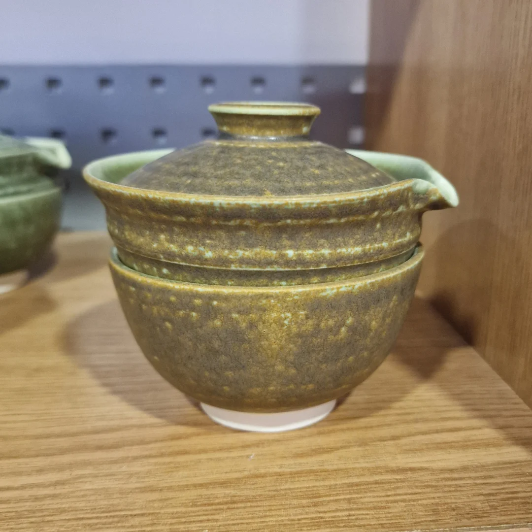 Zhong māla tējas ceremonijas komplekts - Gaivaņa un krūze, roku darbs, Zaļbrūns