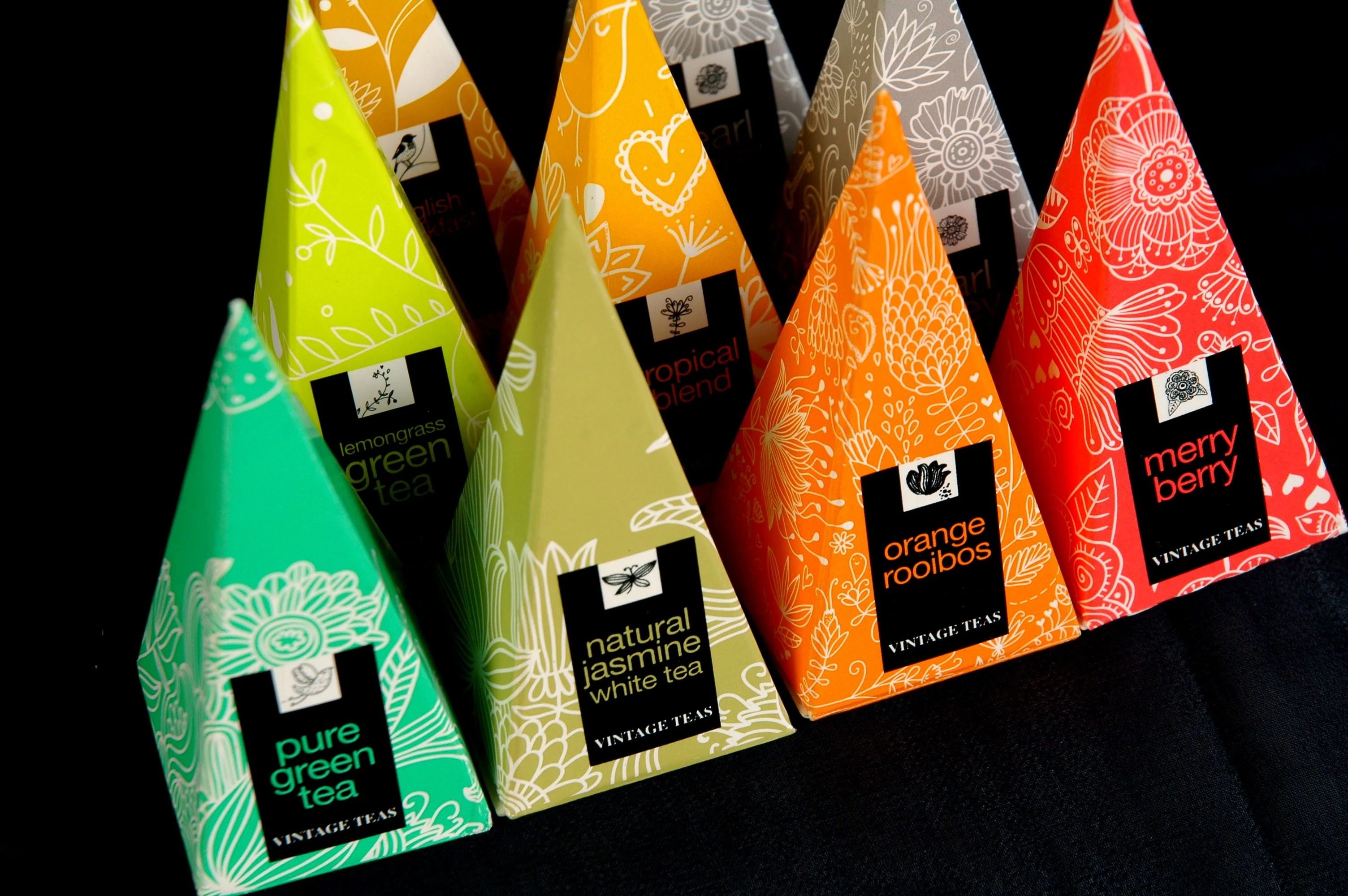 Vintage Teas Myriad Collection Pyramid dažādu tēju kolekcija piramīda maisiņā 40 gab.x 2,5g